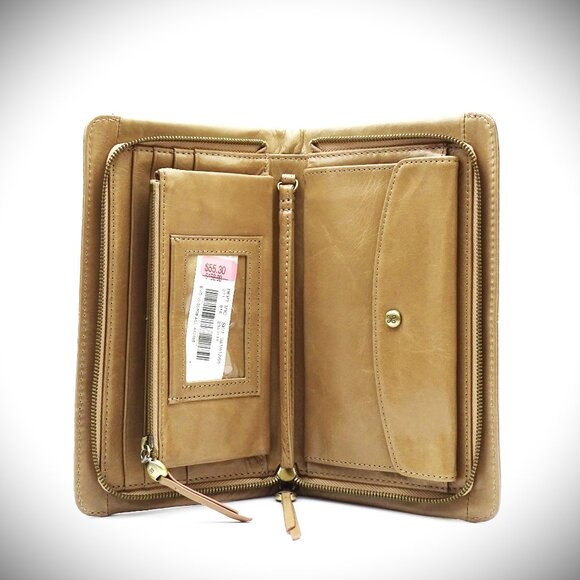 HOBO INTERNATIONAL Evolve Genuine Tan Color Leather Large Wallet/Wristlet - Picture 4 of 8